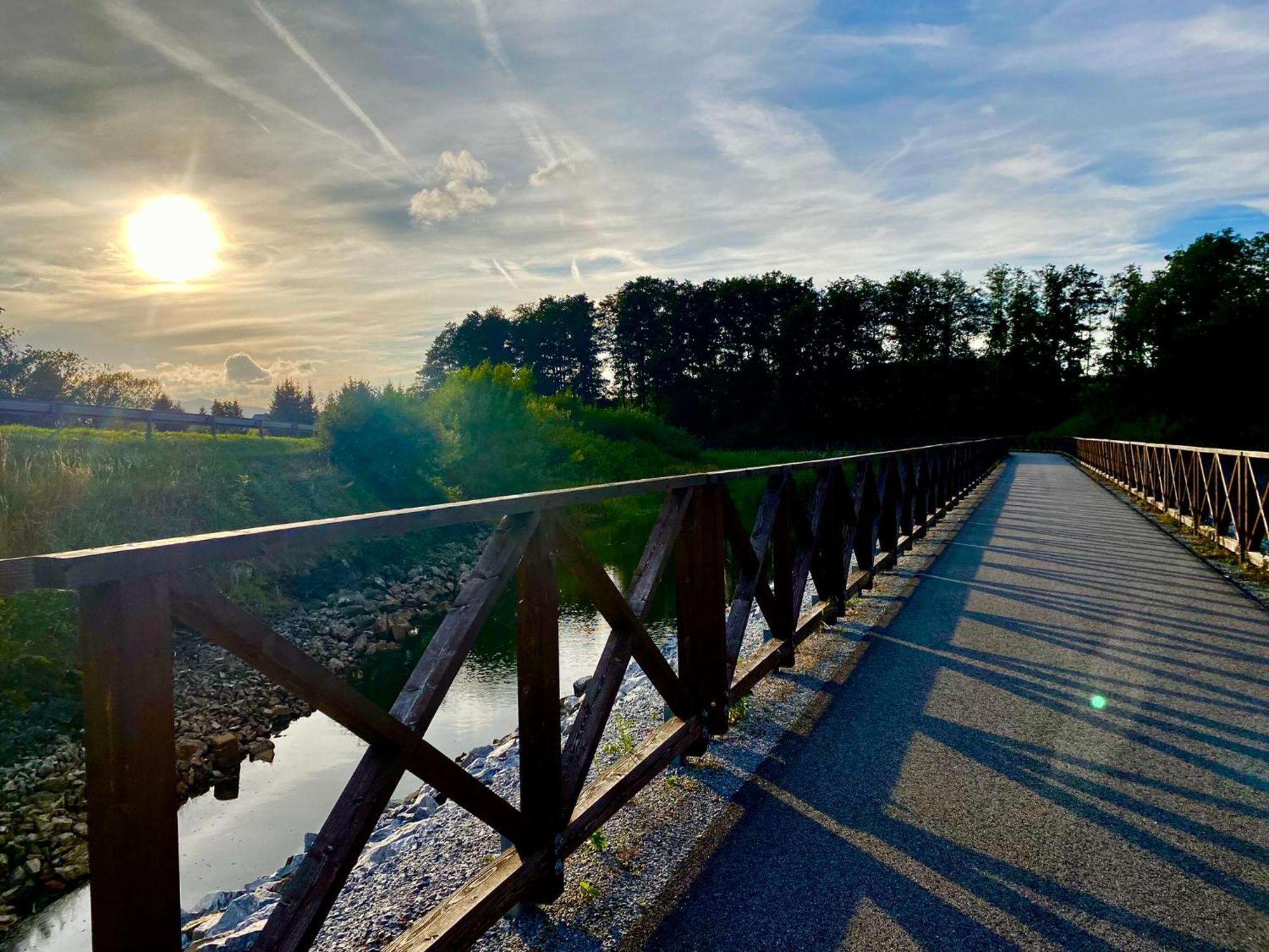 Apartman Na Brehu Lipna Černá v Pošumaví Esterno foto
