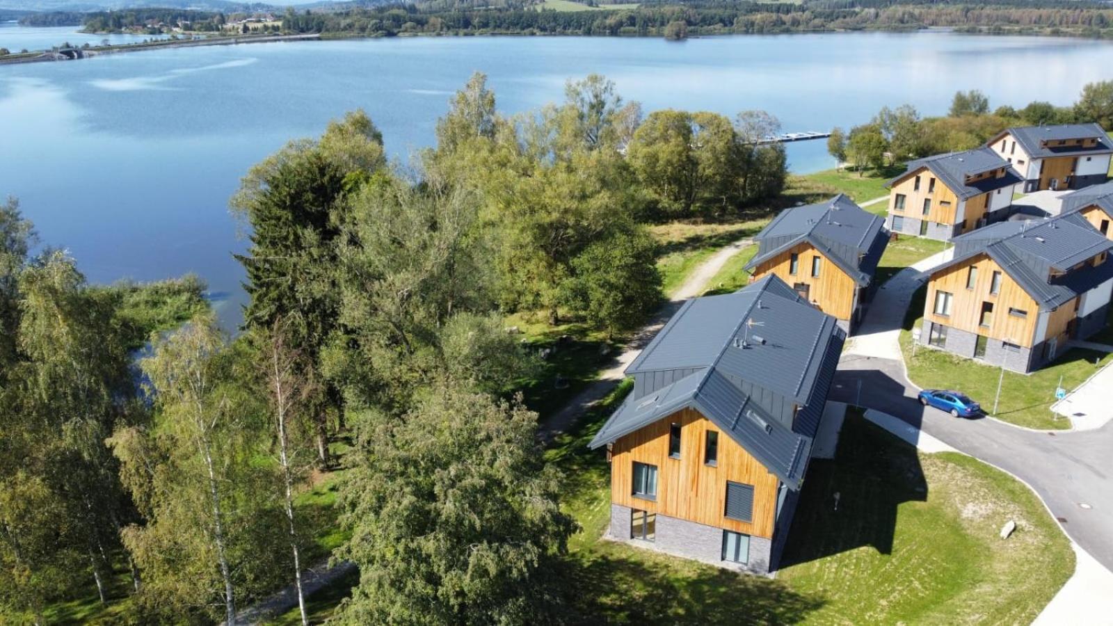 Apartman Na Brehu Lipna Černá v Pošumaví Esterno foto